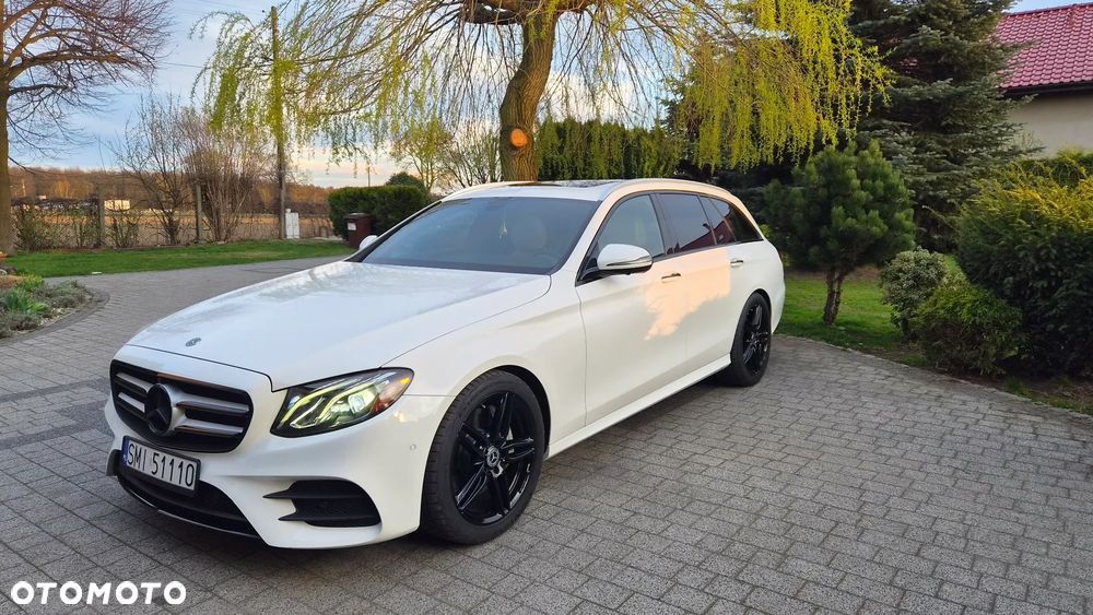 Mercedes-Benz Klasa E 450 4Matic 9G-TRONIC - 3