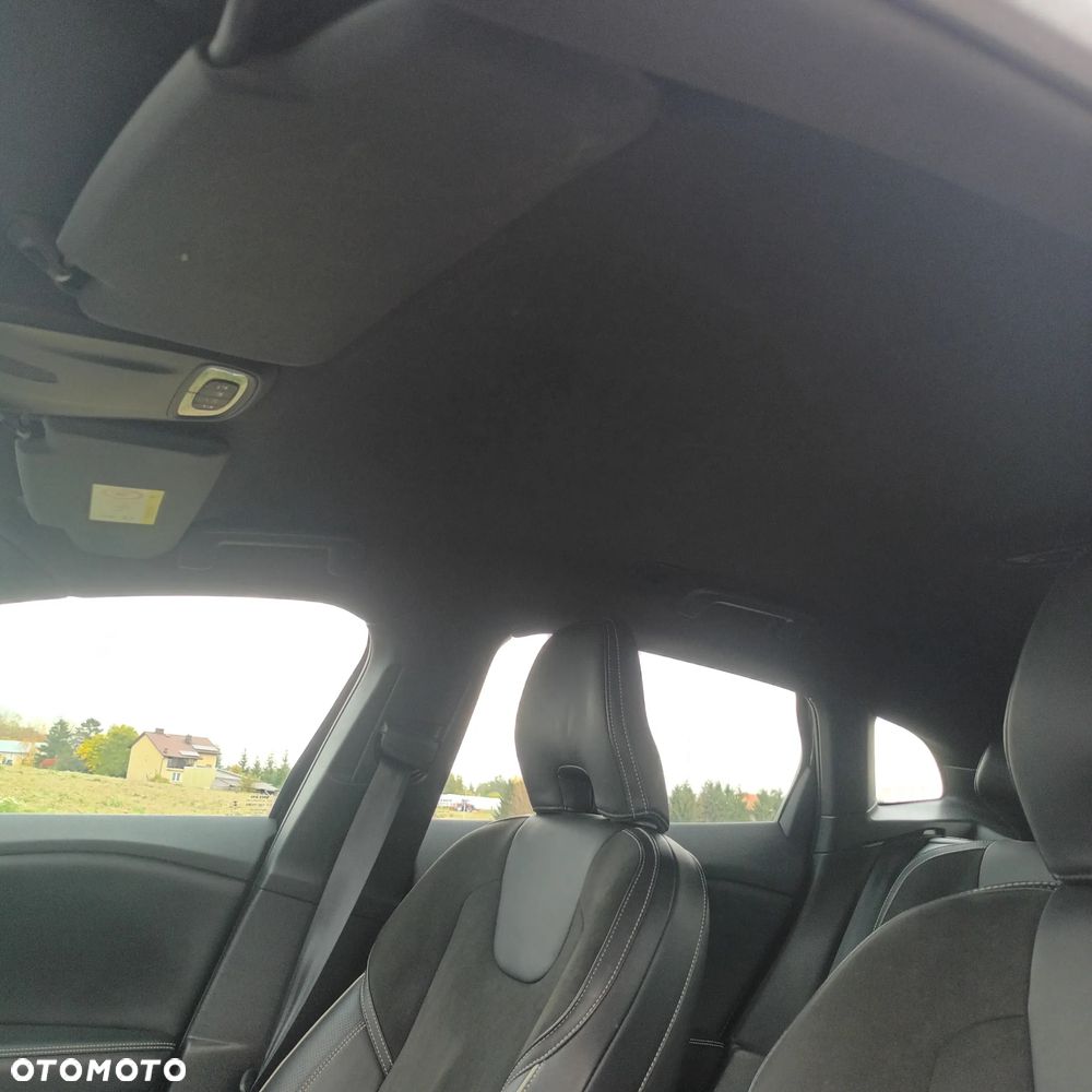 Volvo V40 - 14
