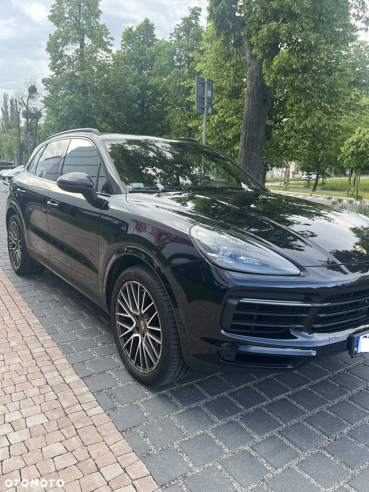 Porsche Cayenne - 4