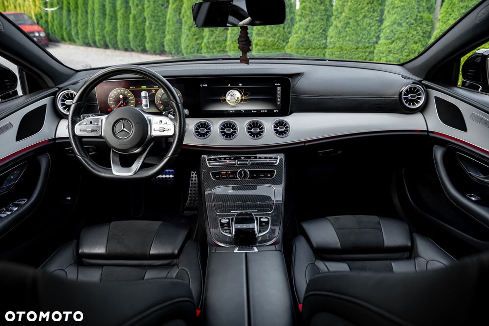Mercedes-Benz CLS 350 9G-TRONIC AMG Line - 28