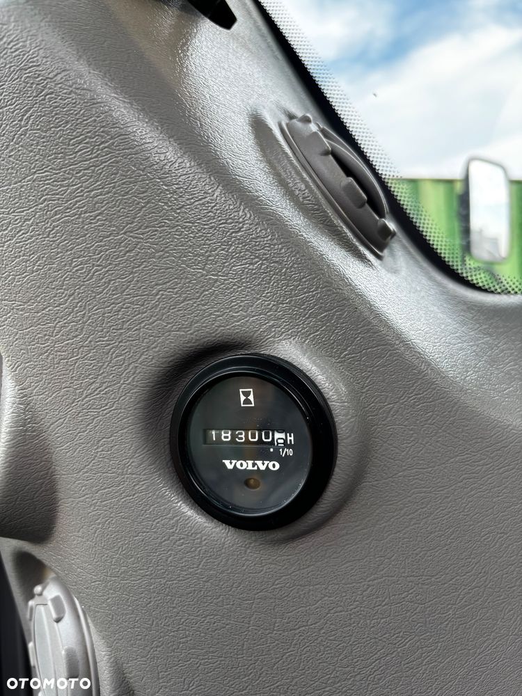 Volvo EW 160C - 25