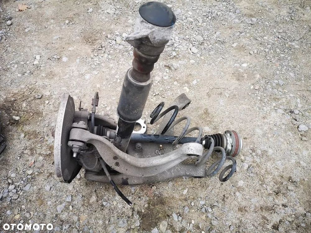 zwrotnica TYŁ prawa lewta audi q5 8r0 3.0D - 1