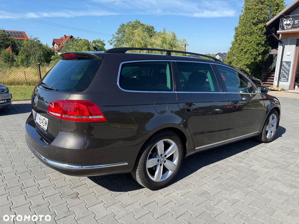 Volkswagen Passat 2.0 TDI Comfortline DSG - 5