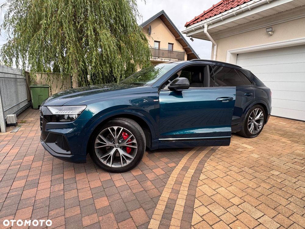 Audi Q8 - 2