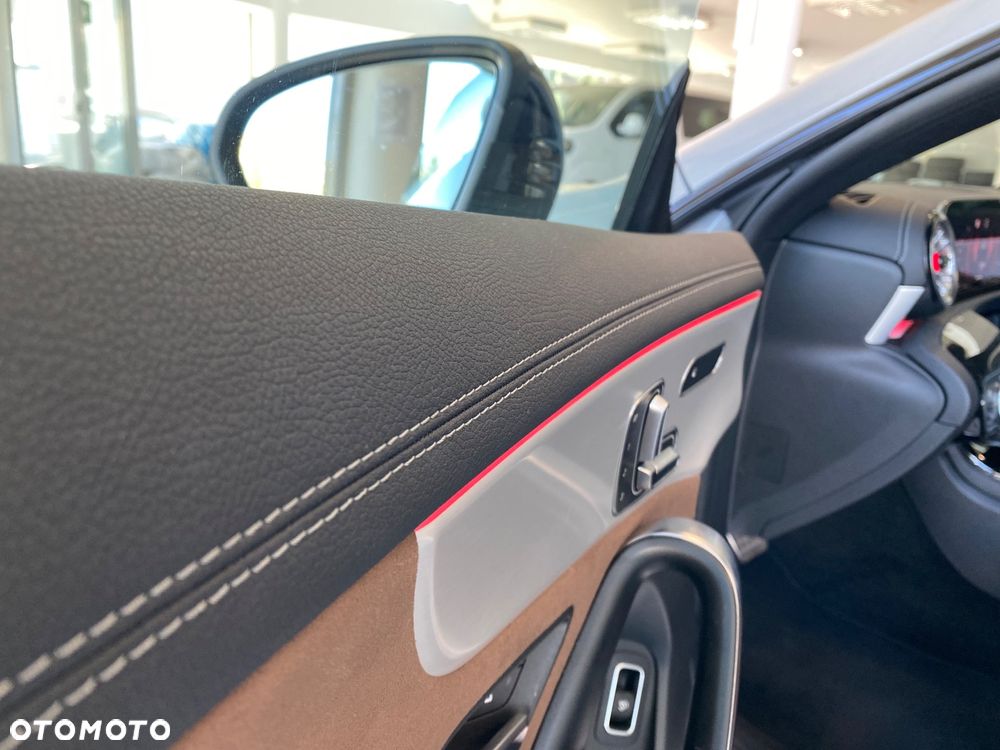 Mercedes-Benz CLA AMG 35 mHEV 4-Matic 8G-DCT - 24