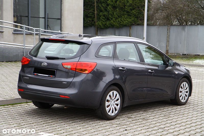 Kia Ceed - 4