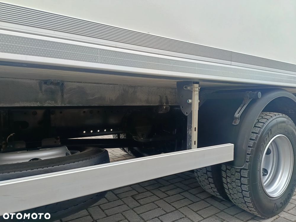MAN TGL 10.180 chłodnia winda izoterma - 7