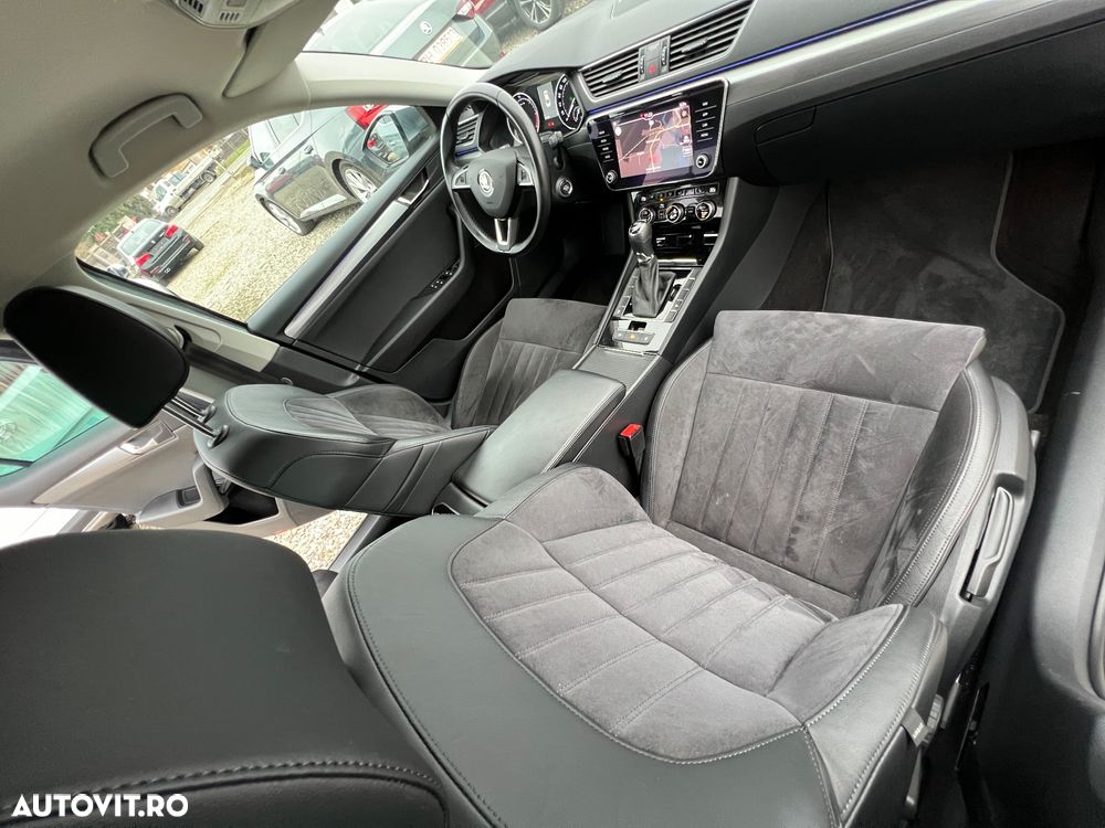 Skoda Superb 2.0 TDI DSG Sportline - 15