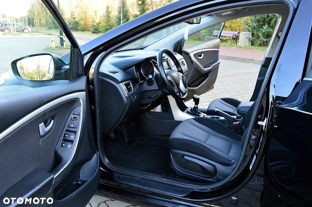 Hyundai i30 1.6 CRDi BlueDrive Comfort - 5