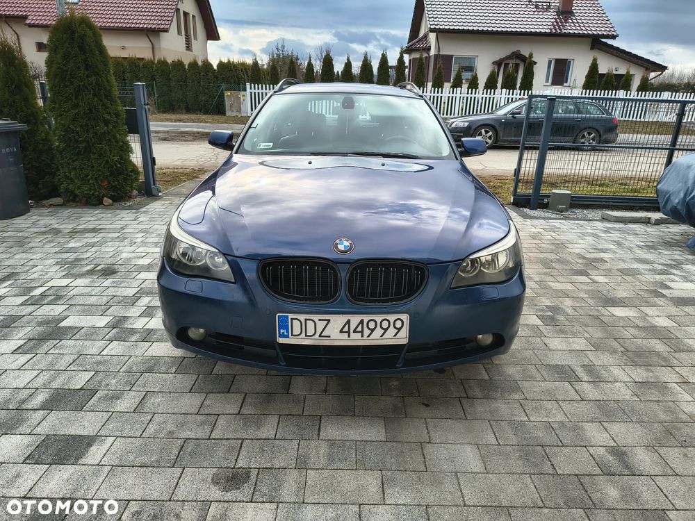 BMW Seria 5 525d - 12