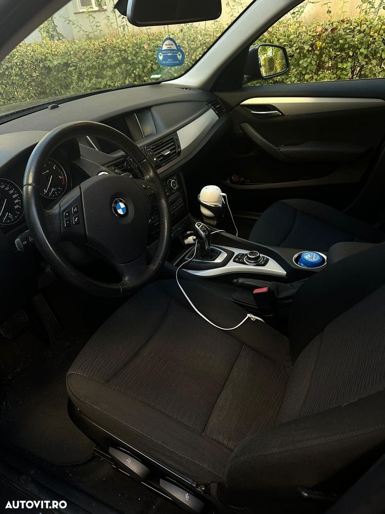 BMW X1 sDrive16d Aut. xLine - 12