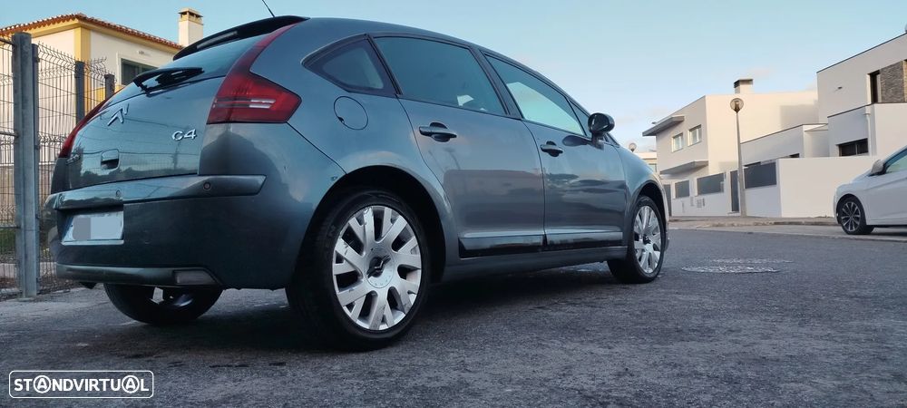 Citroën C4 1.6 HDi Exclusive - 5