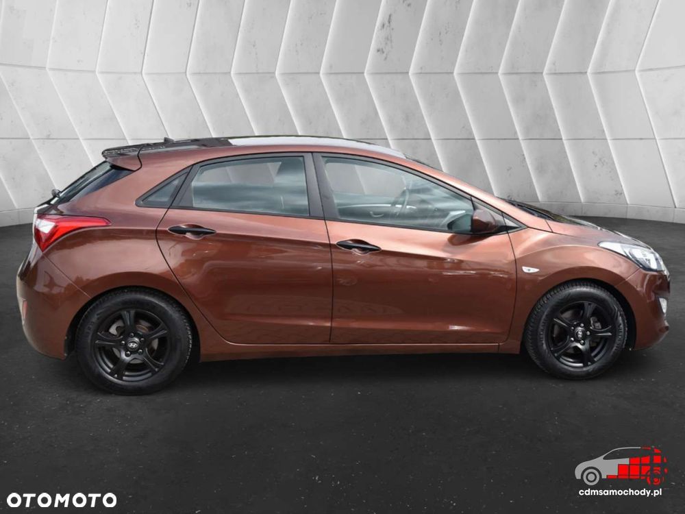 Hyundai i30 - 11