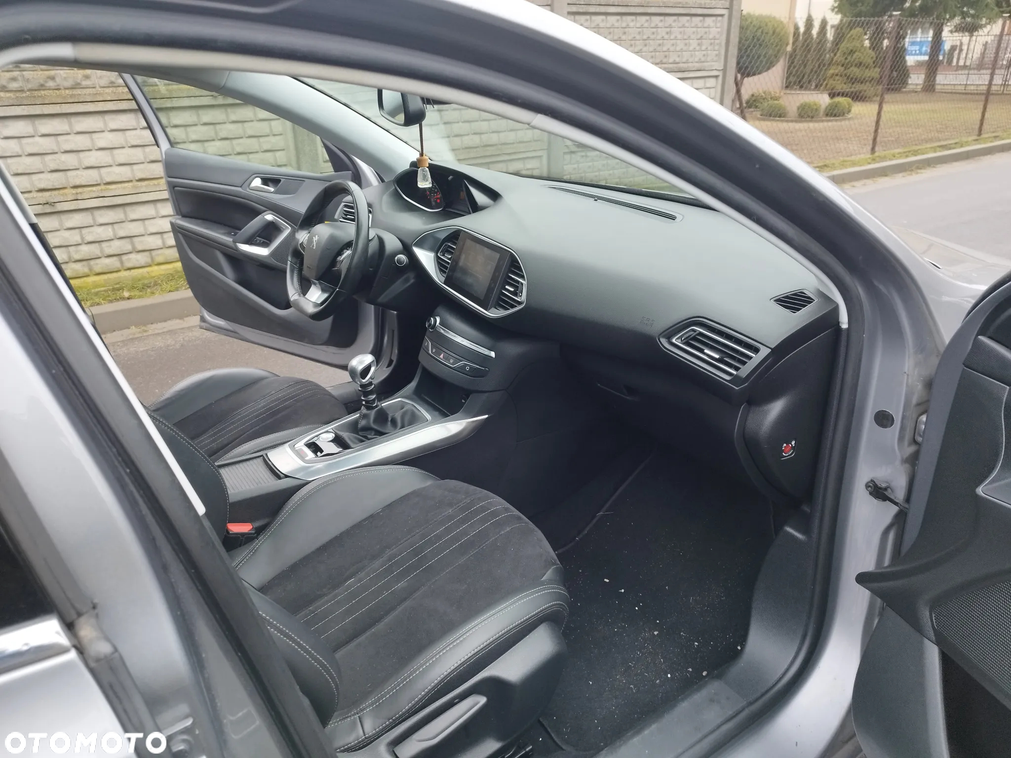 Peugeot 308 BlueHDi FAP 150 Stop & Start Allure - 29