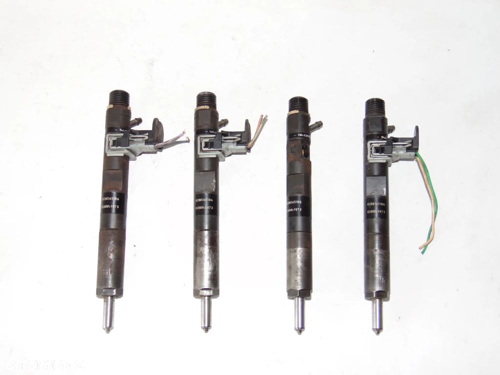 Wtryski wtryskiwacz paliwa EJBR01801A 8200365186 8200049873 Renault Megane Scenic 2 II Kangoo Clio 3 III diesel 1.5 DCI - 1