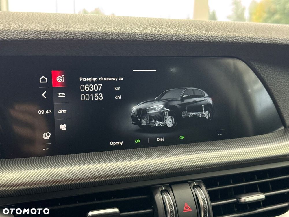 Alfa Romeo Stelvio 2.0 Turbo Sprint Q4 - 30