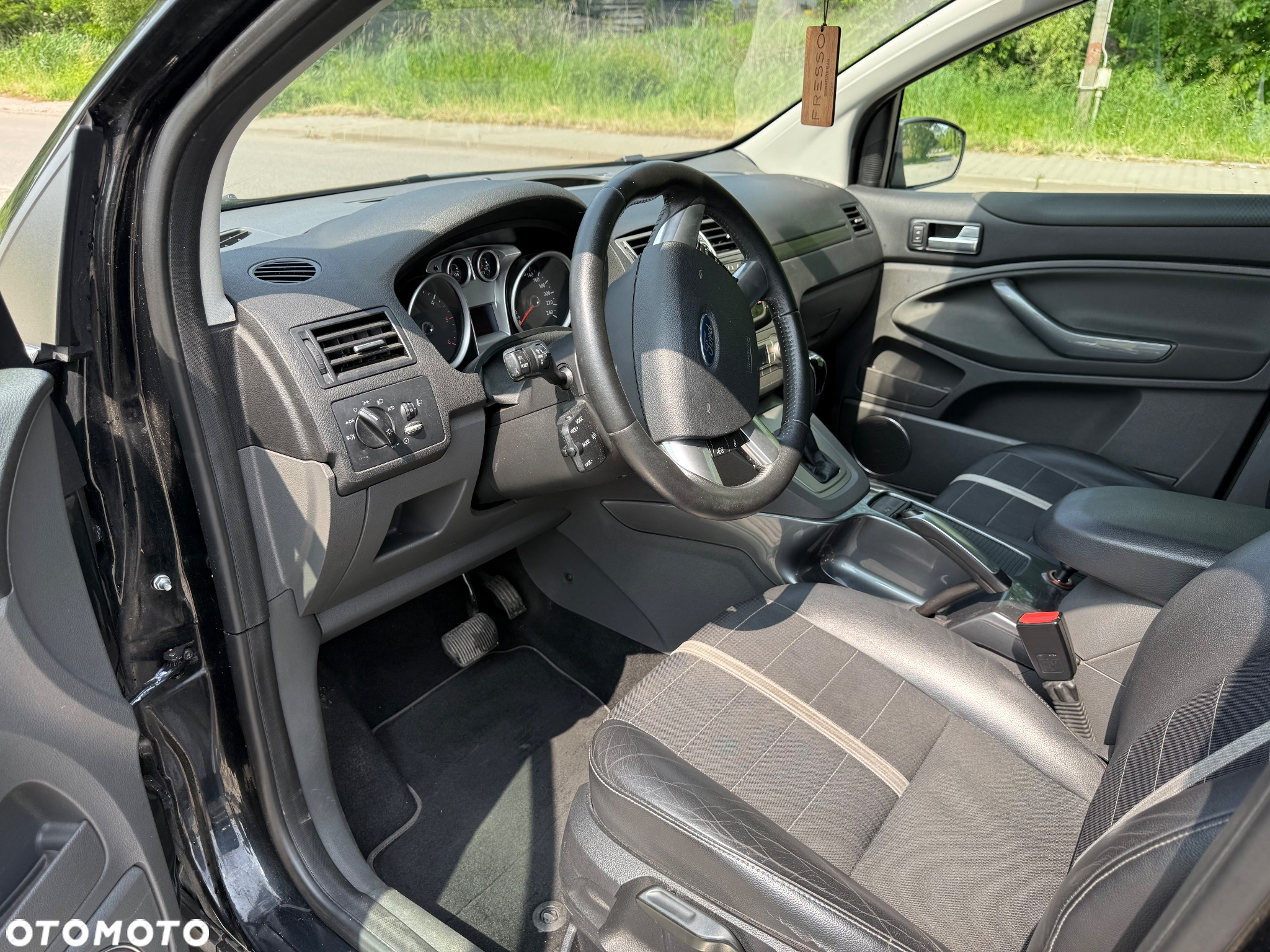 Ford Kuga 2.0 TDCi Trend MPS6 - 10