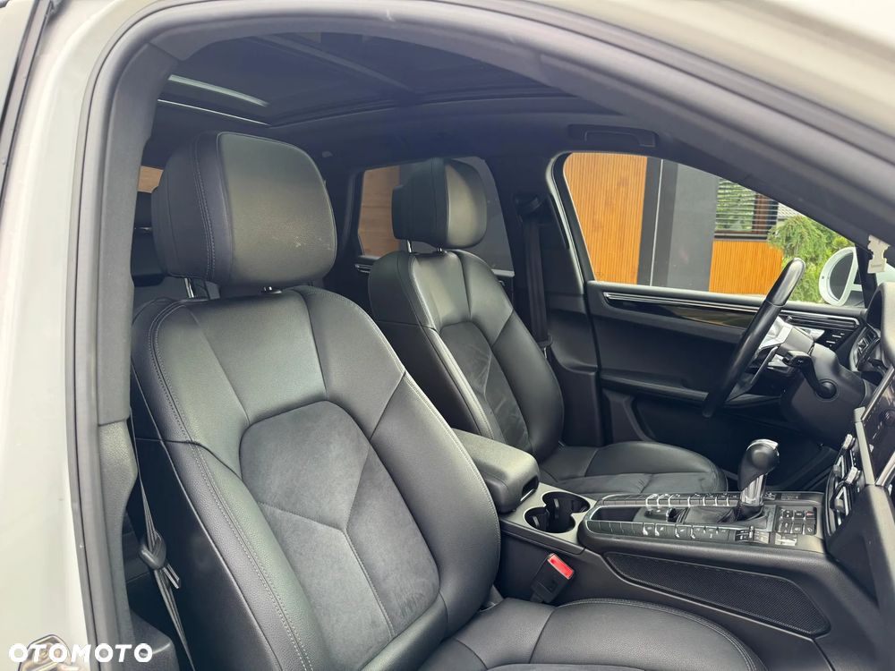 Porsche Macan Standard - 11
