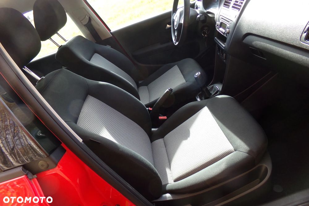 Volkswagen Polo - 14