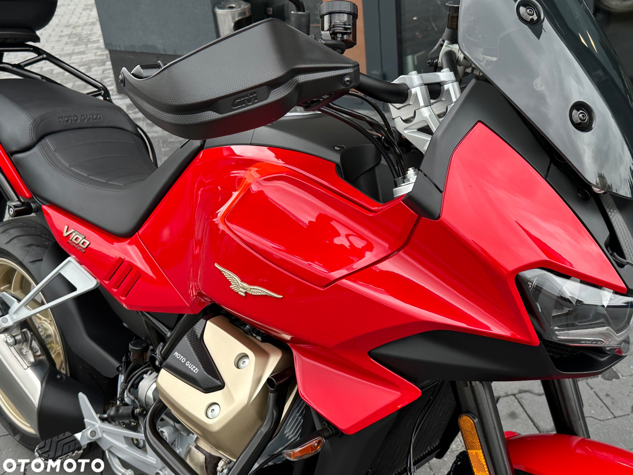 Moto Guzzi V100 Mandello - 20