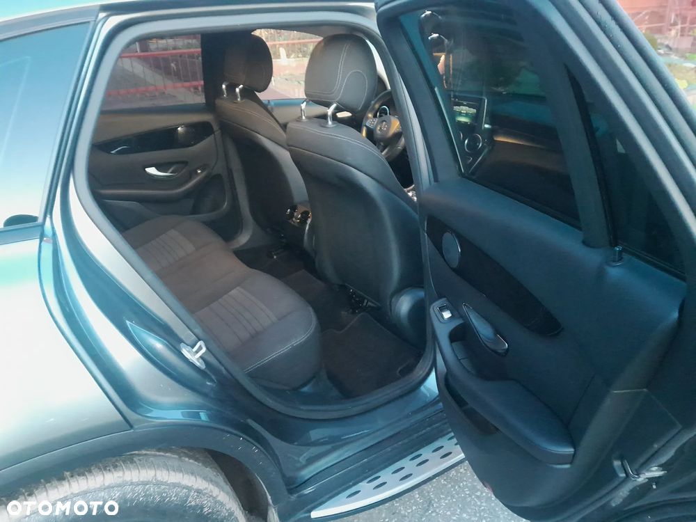 Mercedes-Benz GLC 250 d 4Matic 9G-TRONIC - 7