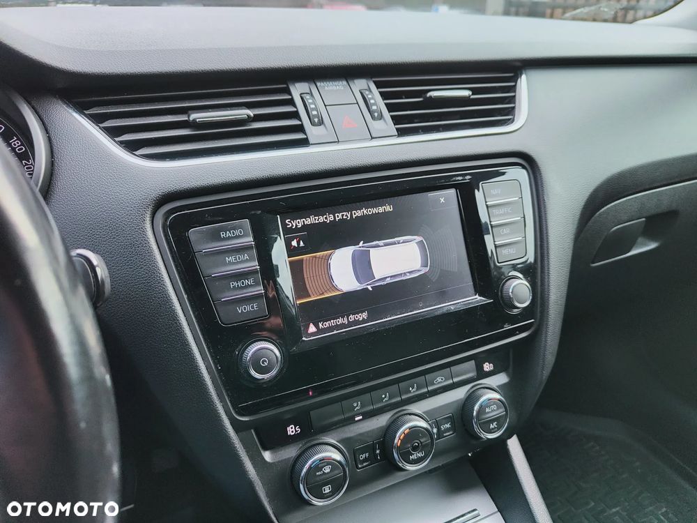 Skoda Octavia 1.2 TSI Ambition - 11