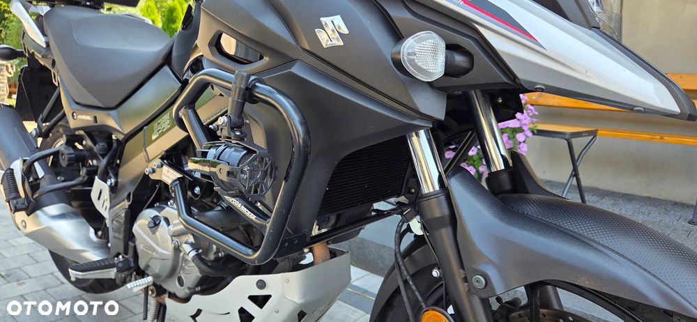 Suzuki V-STROM - 16