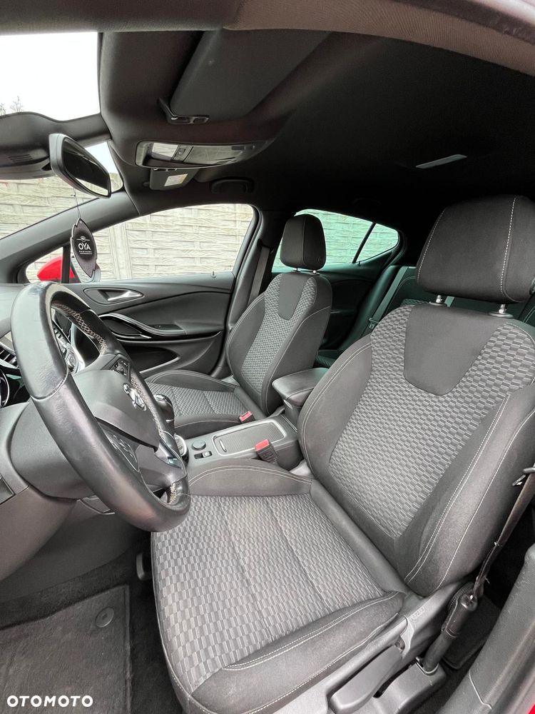 Opel Astra 1.4 Turbo Dynamic - 27