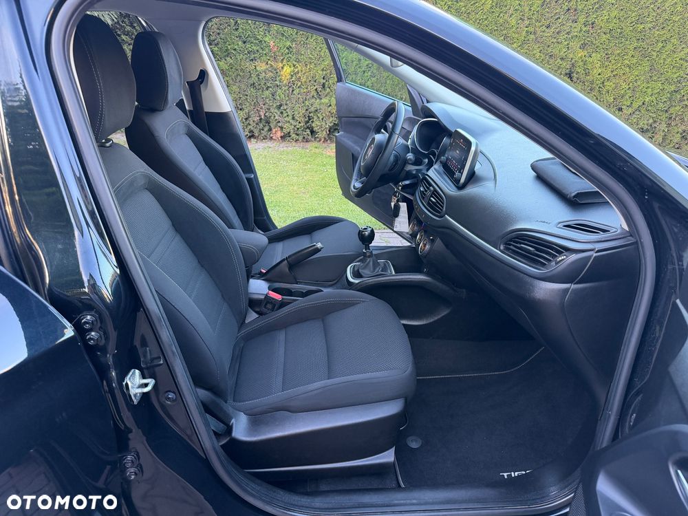 Fiat Tipo 1.4 T-Jet Lounge - 28