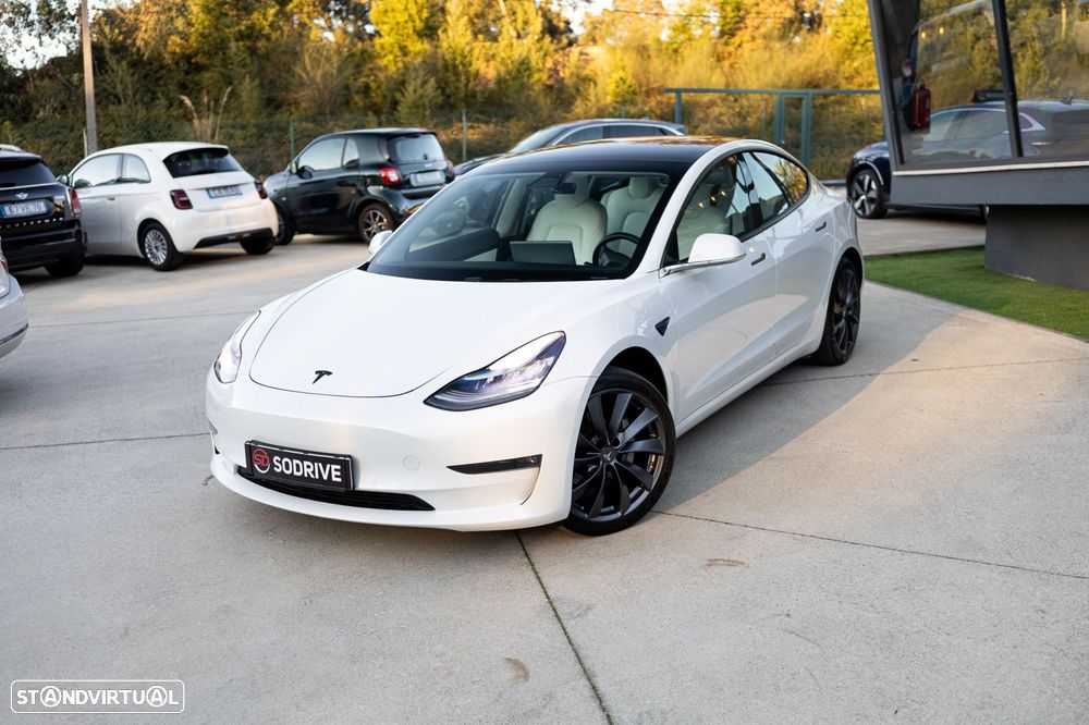 Tesla Model 3 Long-Range Dual Motor AWD - 3