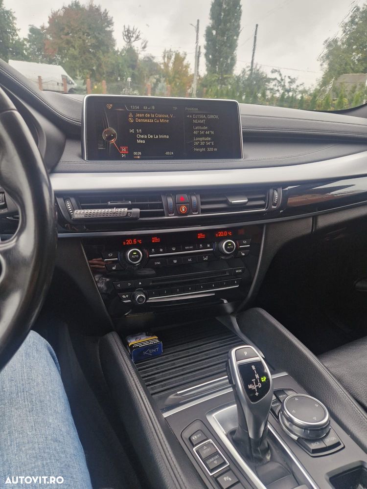 BMW X6 xDrive30d - 9