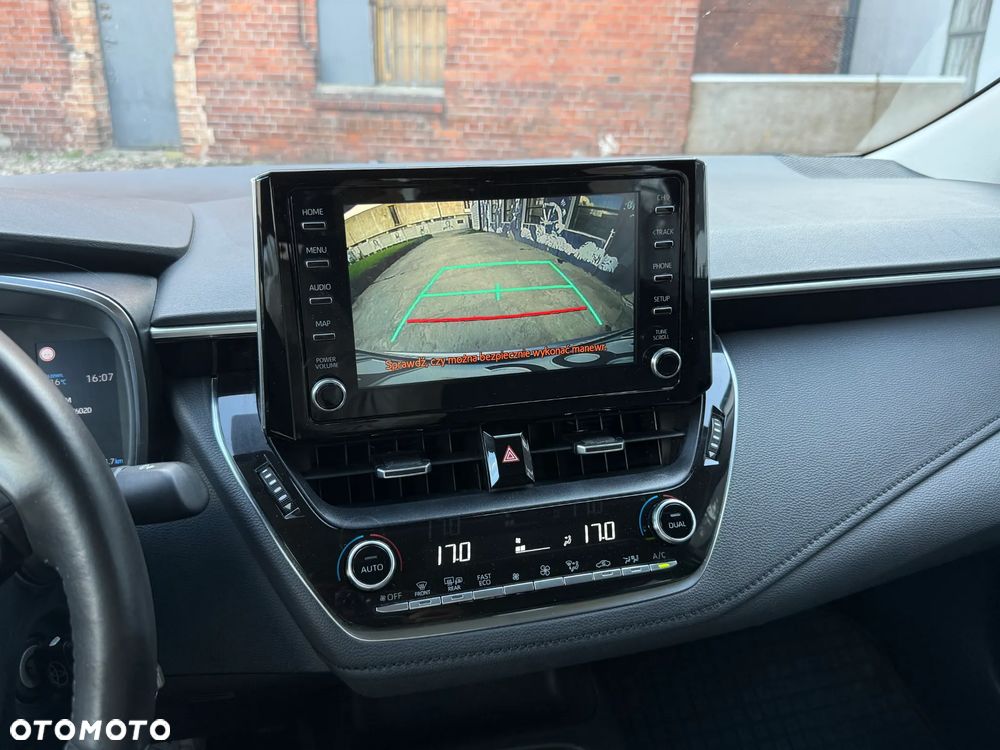 Toyota Corolla 1.5 Comfort - 18