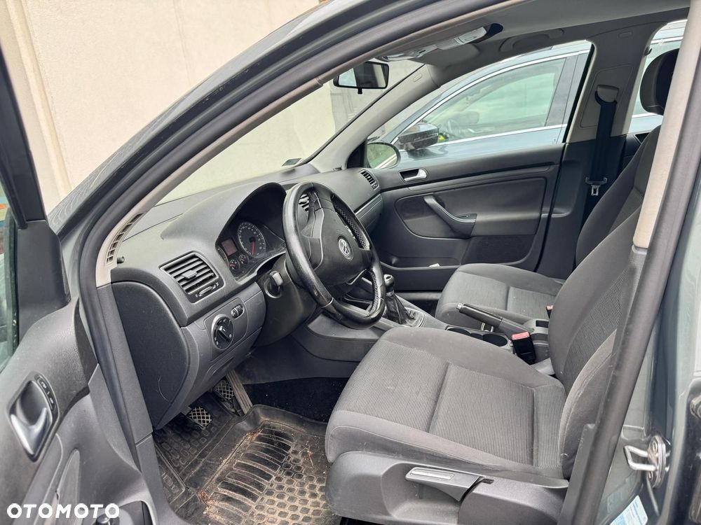 Volkswagen Golf - 15