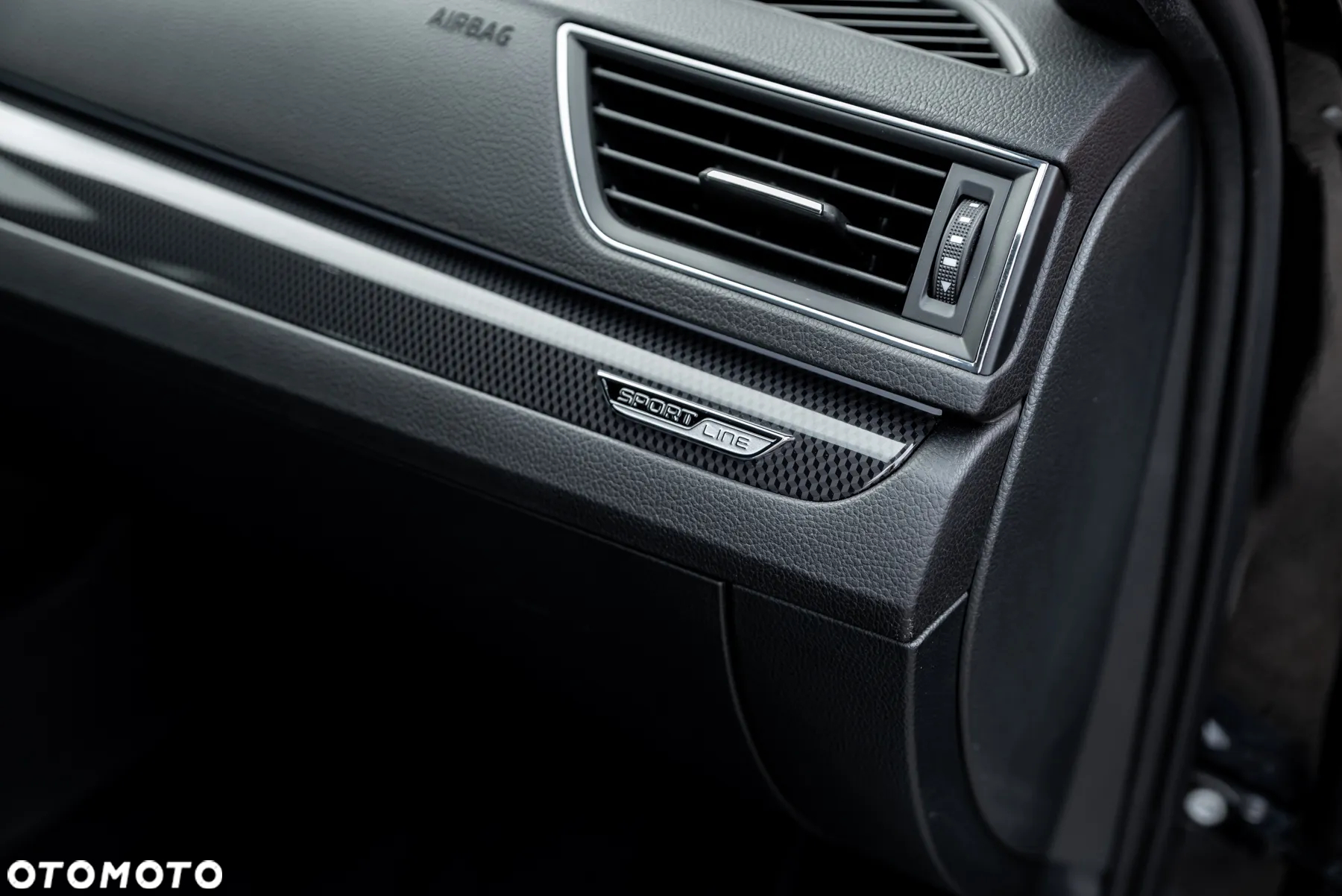 Skoda Superb 2.0 TDI DSG Sportline - 36
