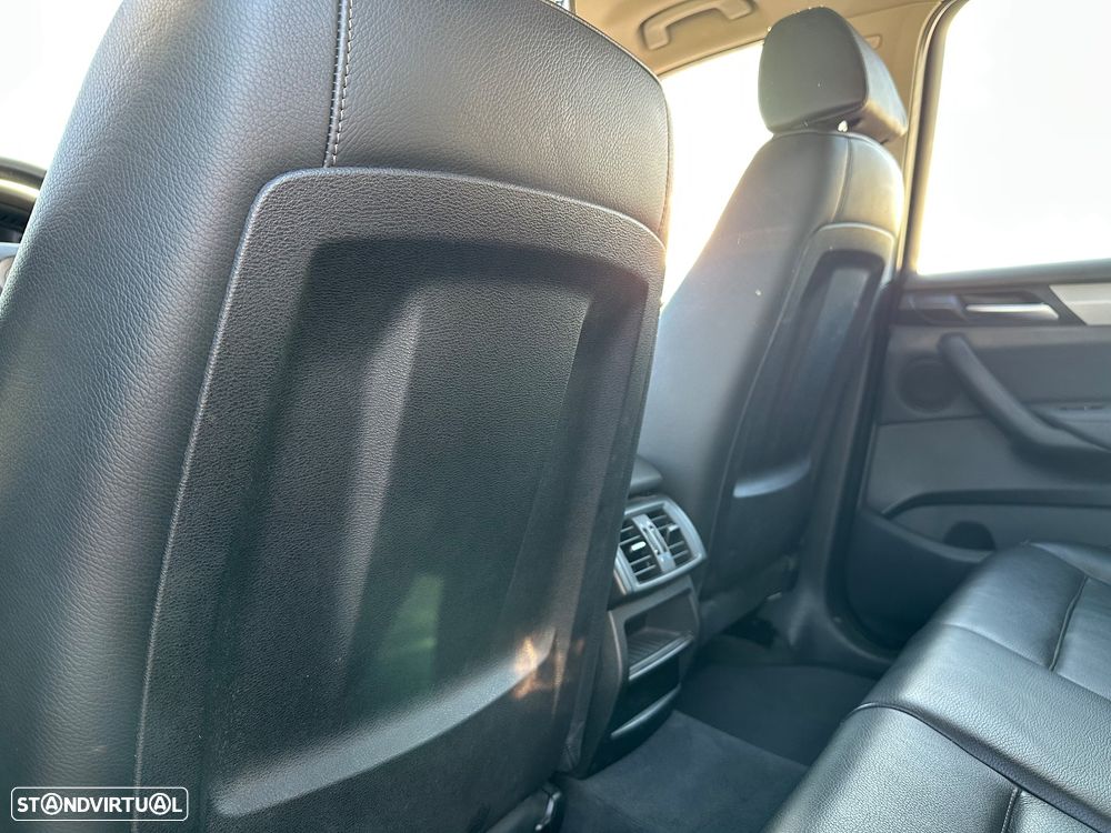 BMW X3 20 d xDrive - 8