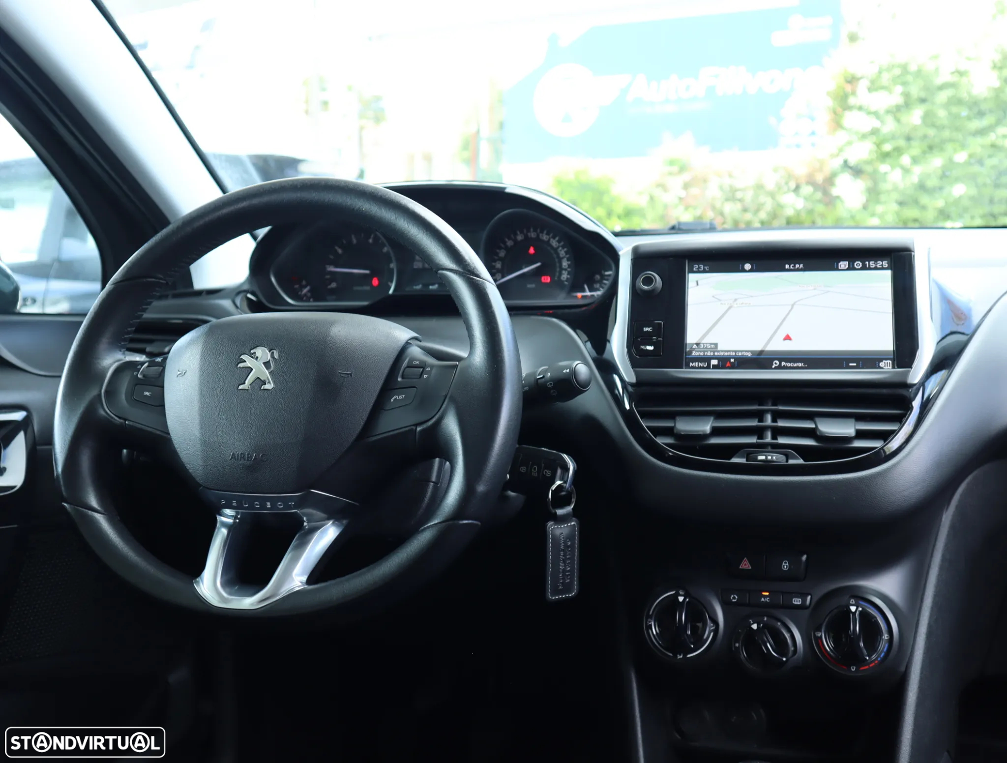 Peugeot 208 1.2 PureTech Style - 45