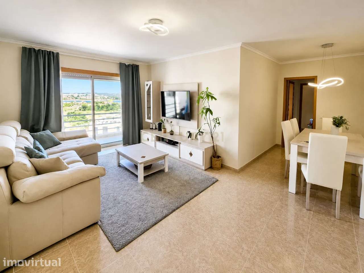 T2 com Vista Panorâmica sobre o Rio e Marina | Último Piso | Garagem e - Grande imagem: 3/22