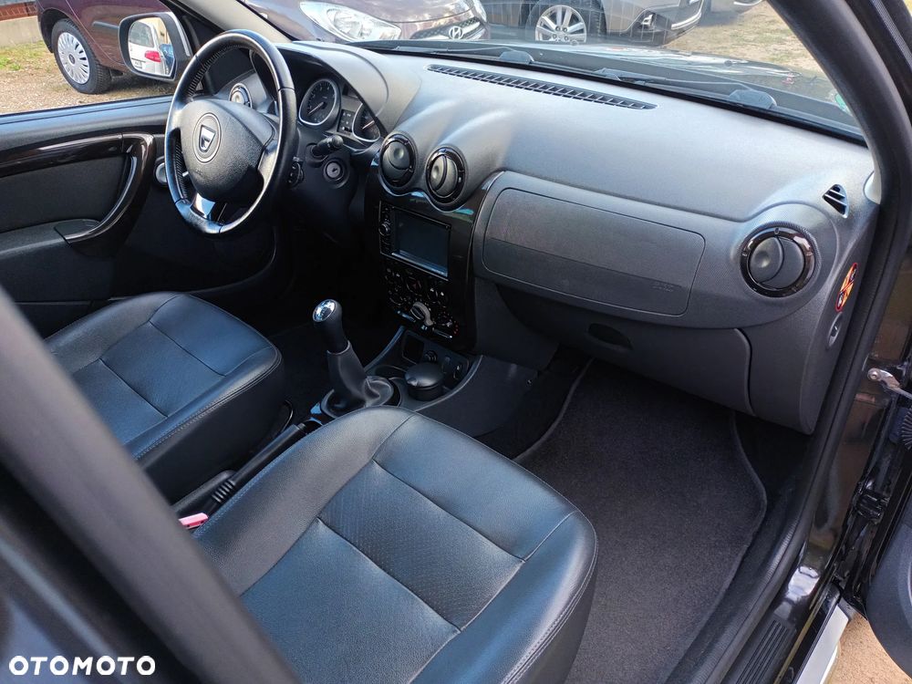 Dacia Duster 1.6 16V 4x2 Laureate - 24