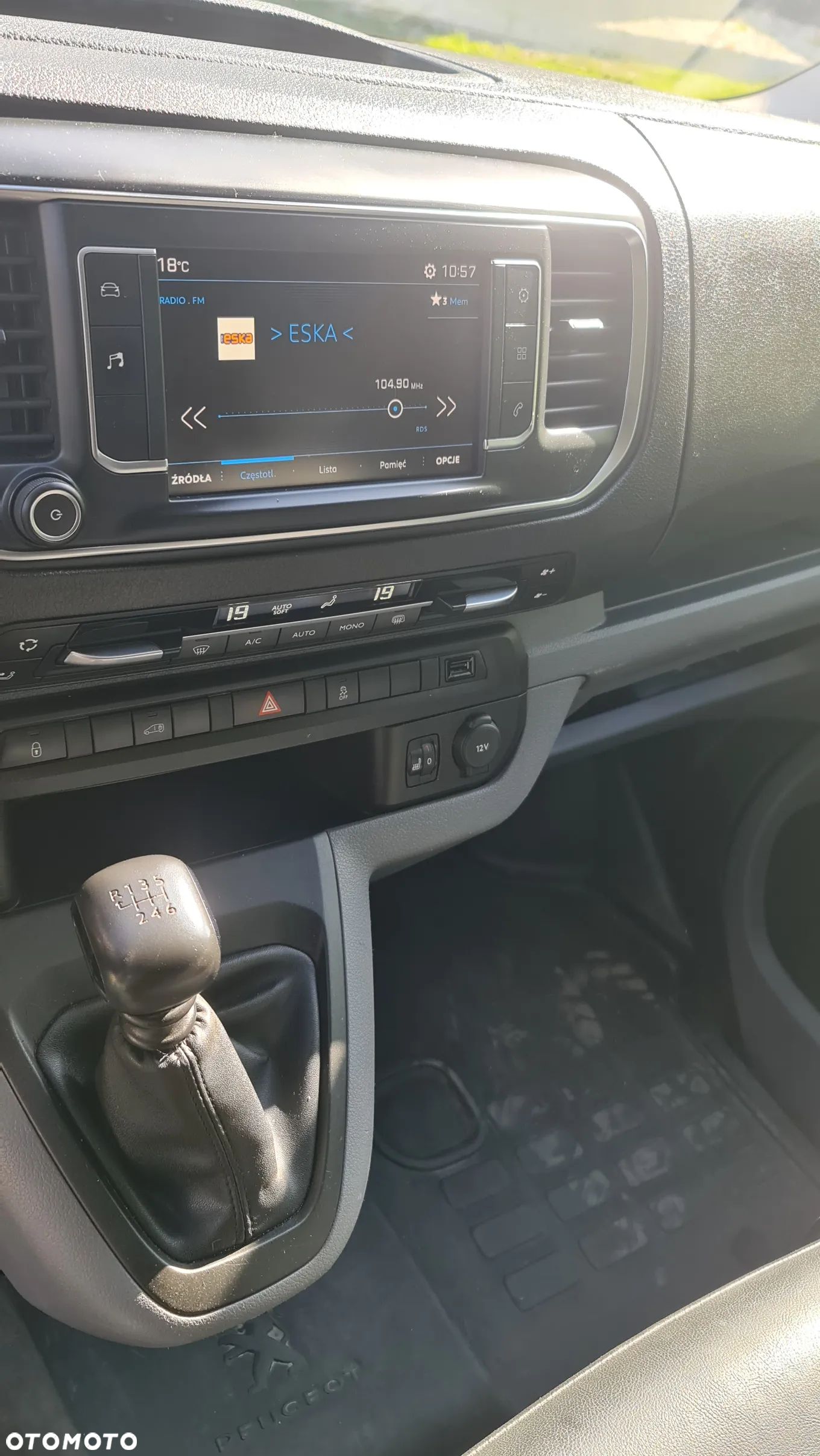 Peugeot Expert 2.0 BlueHDi Long 2,9t Premium (bryg.) - 10
