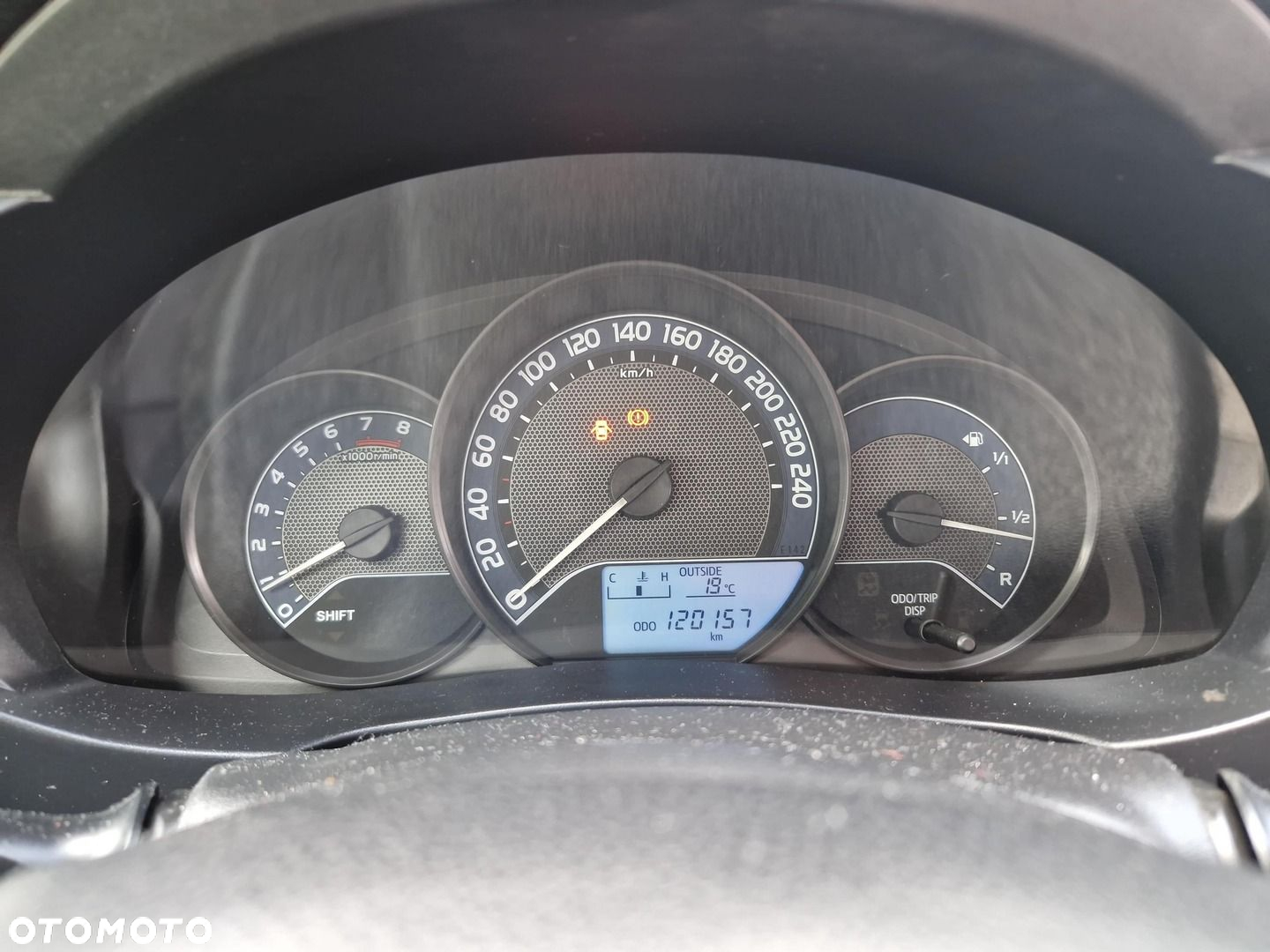 Toyota Corolla 1.6 Active EU6 - 16