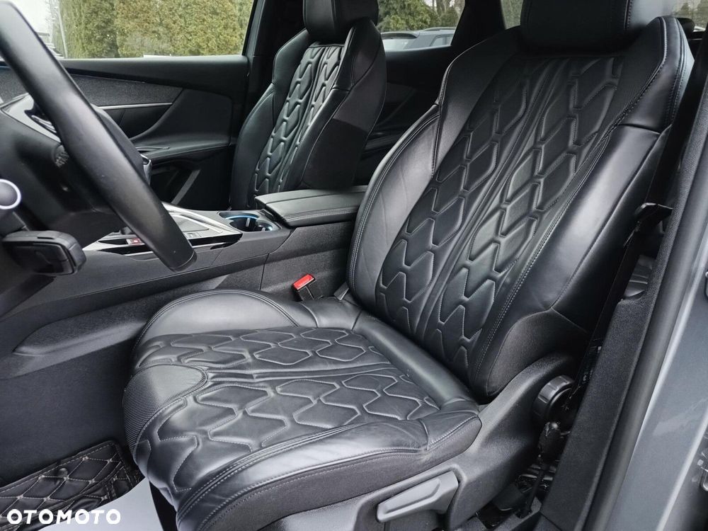 Peugeot 3008 1.2 PureTech Allure S&S - 16