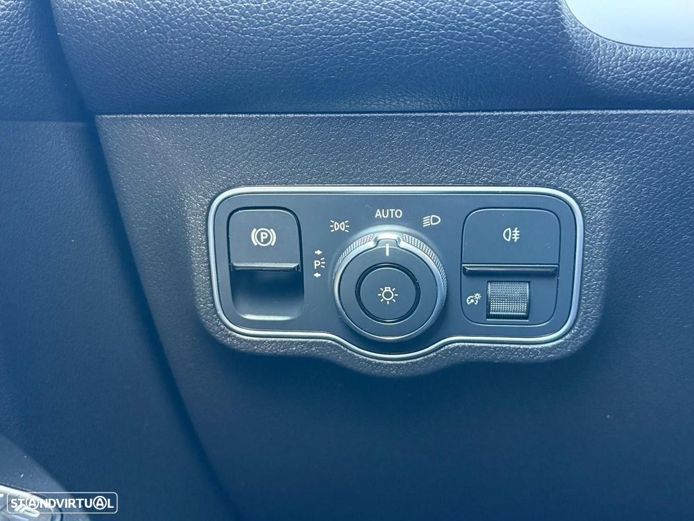 Mercedes-Benz EQB 250 Progressive - 21