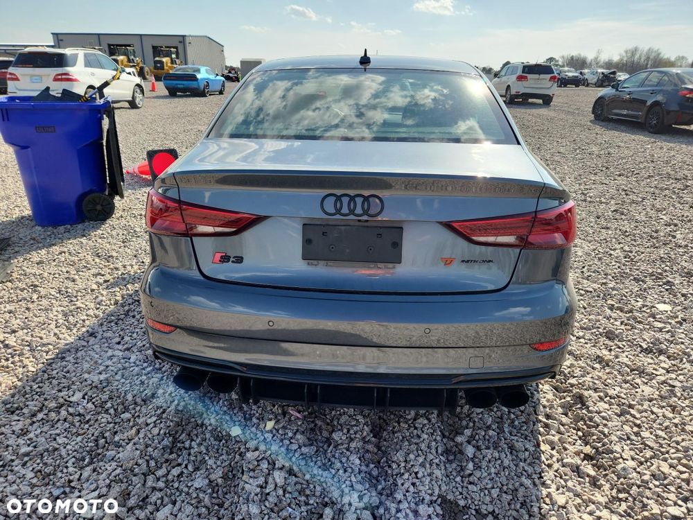 Audi S3 S tronic - 7