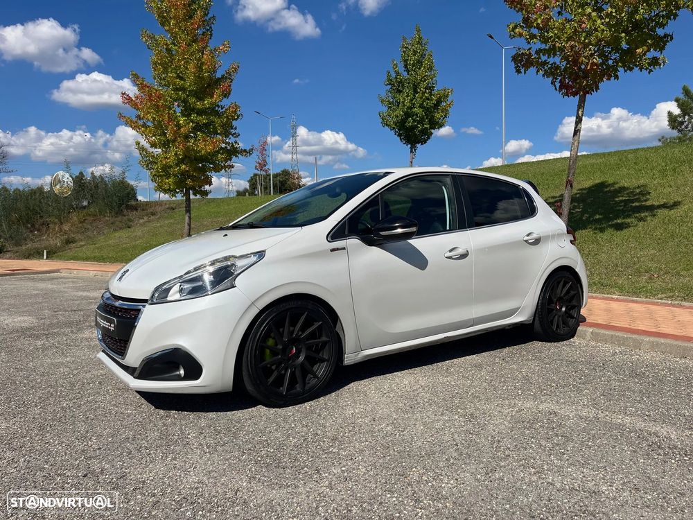Peugeot 208 1.6 BlueHDi GT Line - 2