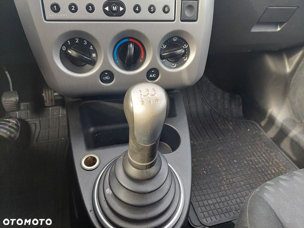 Ford Fiesta 1.4 - 7