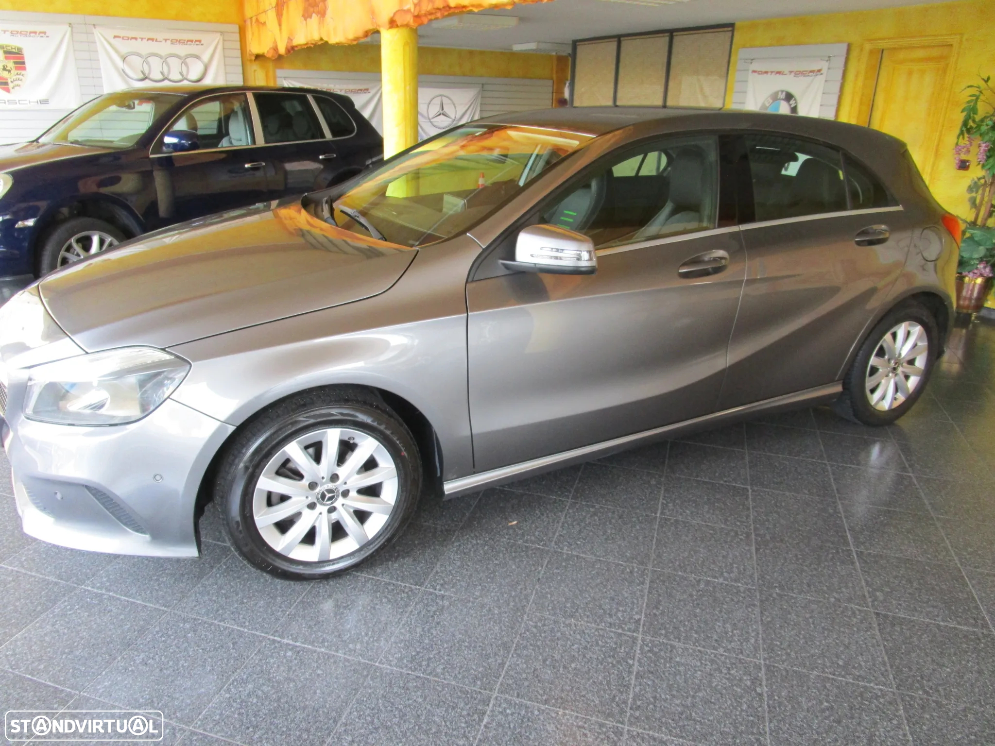 Mercedes-Benz A 160 d Urban - 39