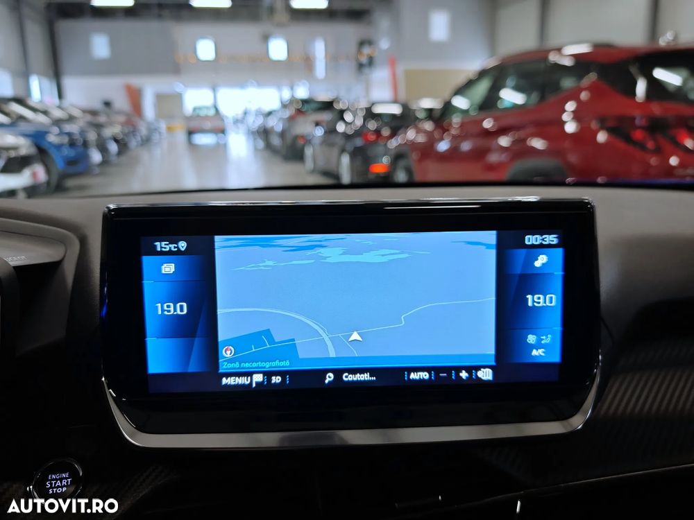 Peugeot 2008 PureTech 130 EAT8 Allure - 16