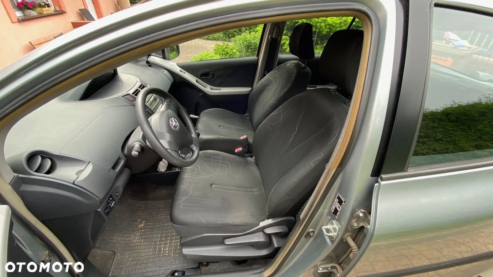 Toyota Yaris 1.33 Luna - 13