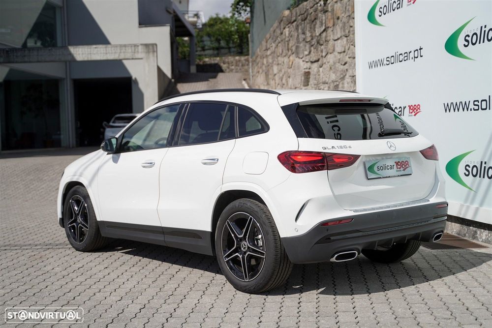 Mercedes-Benz GLA 180 d AMG Line - 3