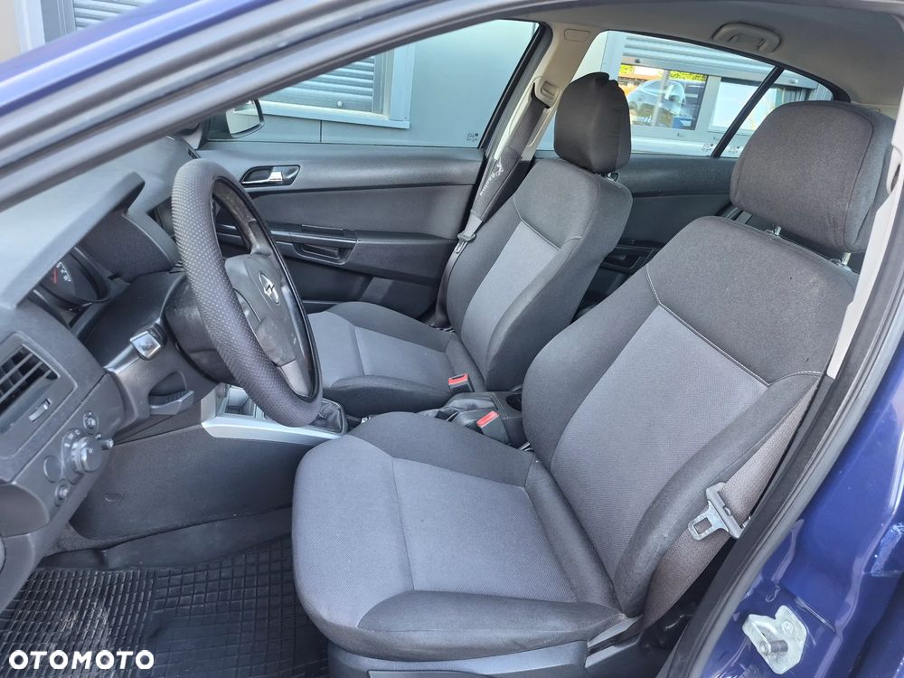 Opel Astra 1.6 - 5
